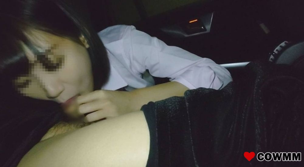 FC2-PPV-4594366 【無制服】先到先得980點/與愛讀書的苗條美女重逢/一見面就在車裡口交☆生插入再次中出