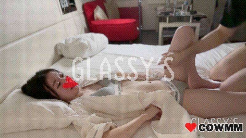 [fc2-ppv-4701919] #25 Massive squirting raw sex with a cute slender