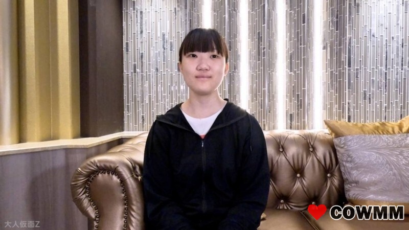 [fc2-ppv-4738195] Kokoa (19) After the creampie, she used a speculum