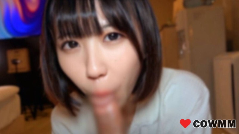 [fc2-ppv-4776603] [Uncensored] A beautiful girl with a cute smile who